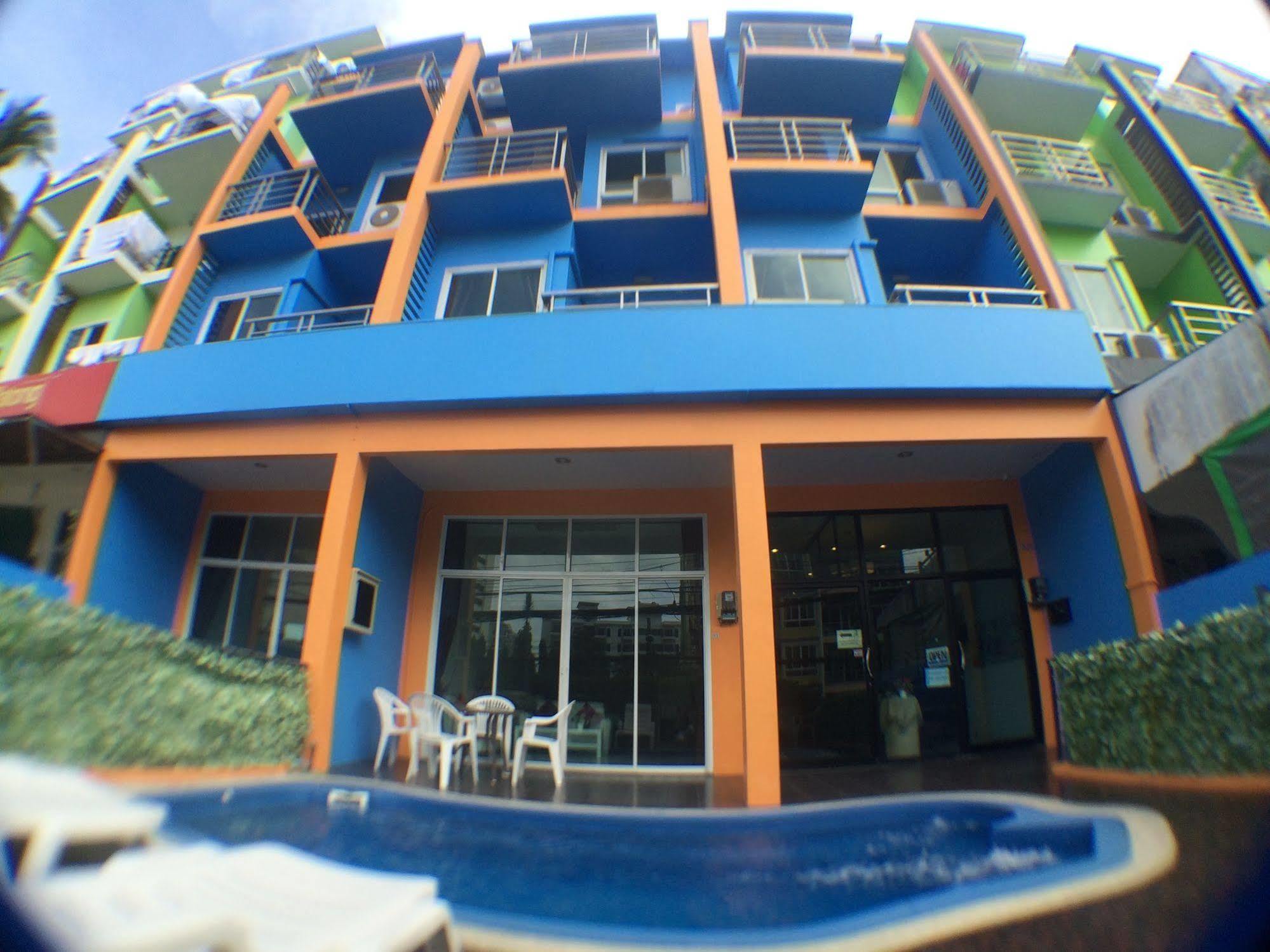 Only Blue Hotel Patong Esterno foto