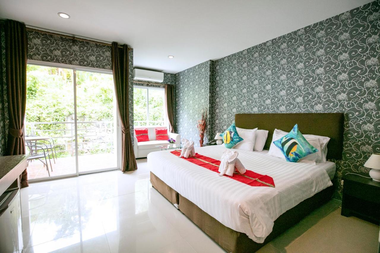 Only Blue Hotel Patong Esterno foto
